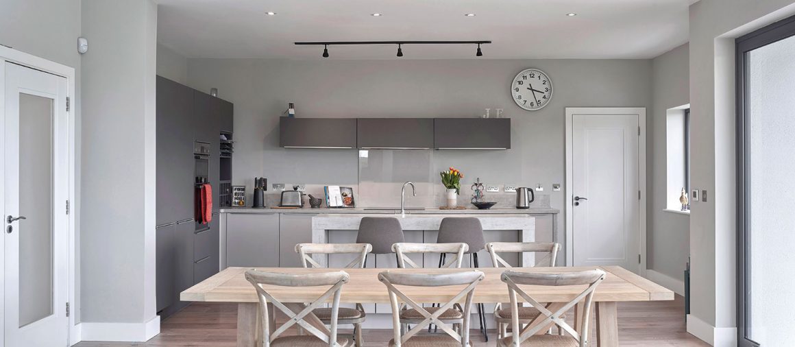 grey kitchen 